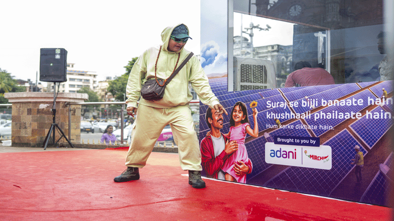 Mirchi Leads the Way with World’s First Live Solar-Powered Radio Studio, Setting a New Benchmark in Entertainment Innovation