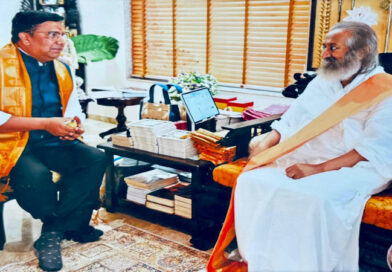 Sri Sri Ravi Shankar unveils teaser of book on IIT ecosystem at PanIIT Bangalore Summit 2026