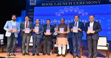 Parliament Panels Ought To Benefit From Experiences of IITians: LS Speaker