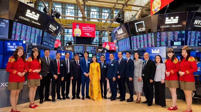 Vietjet Chairwoman Nguyen Thi Phuong Thao attends NYSE Opening Bell as Vietnam enters emerging-market index