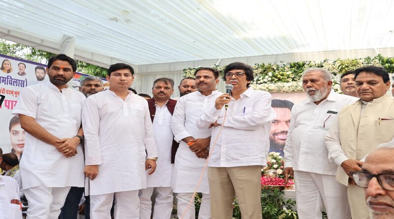 Tribute Meeting Held on Sixth Death Anniversary of Ram Vilas Paswan, Party Workers Pay Homage
